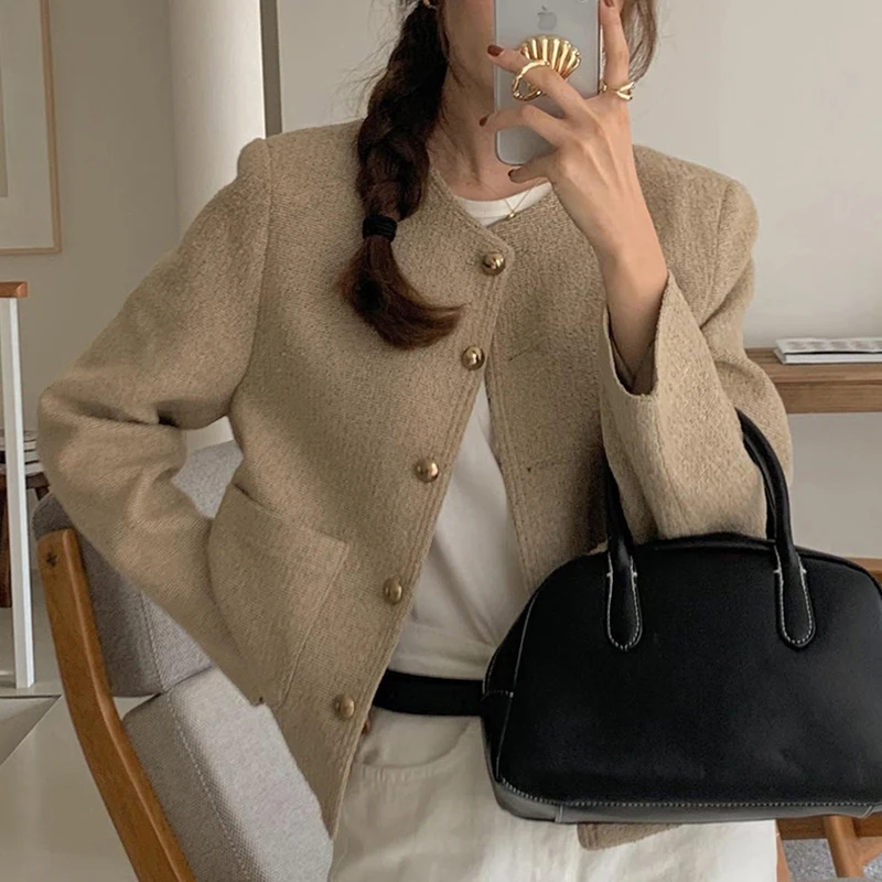 한국 세련된 가을 복고풍 영국 스타일 둥근 목 세련된 버튼 큰 포켓 느슨한 올 매치 긴 소매 겉옷 여성 