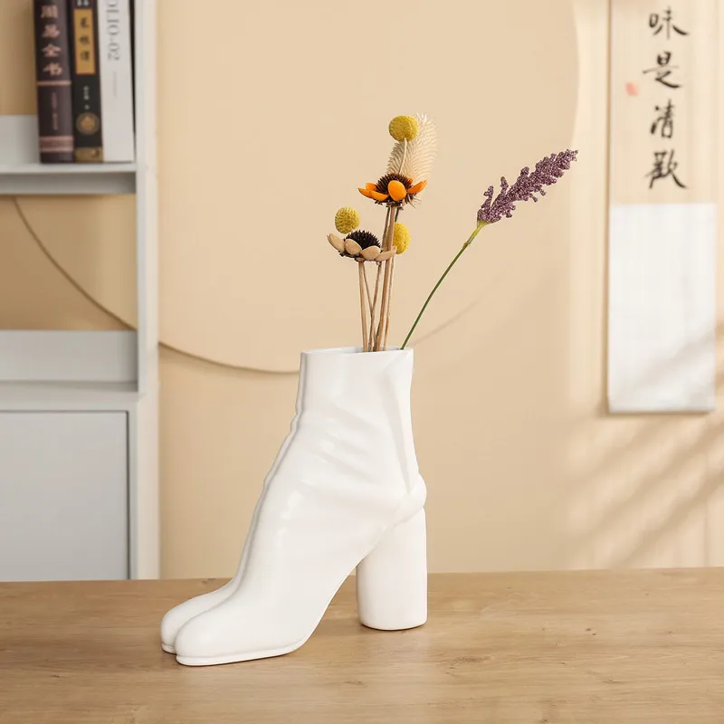 Fashionable White Boots Resin Vase, Forked High Heels Flower Arrangement, Creative Women's Shoe Flower Pot, Home Decoration 2