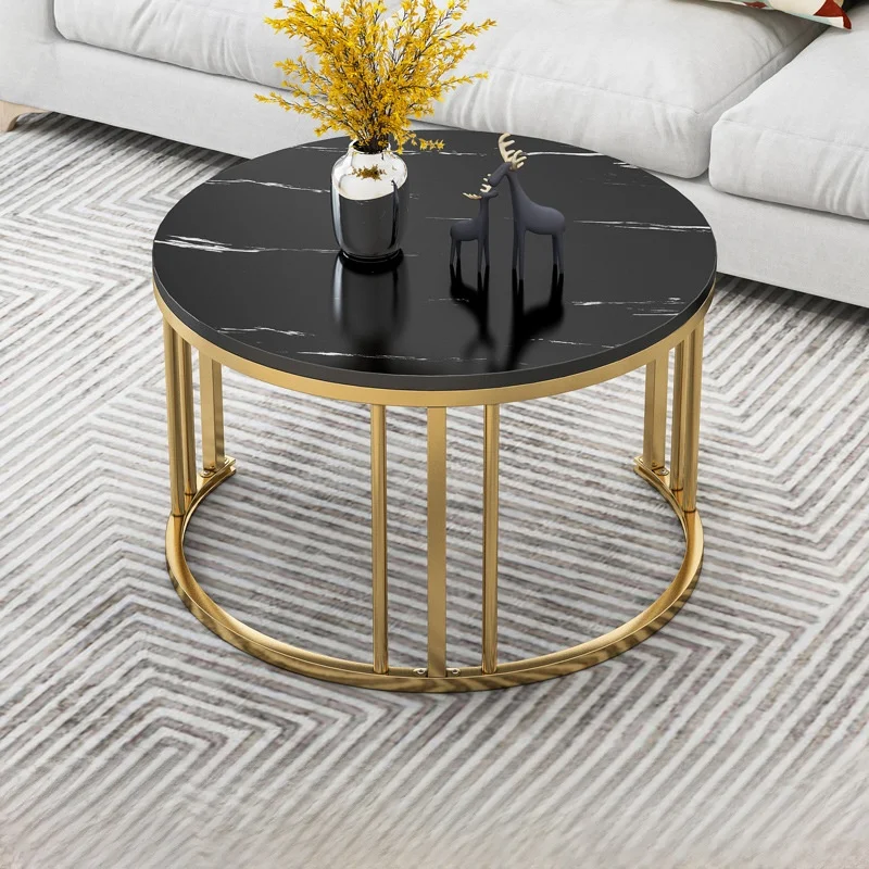 モダンな北欧風大理石天板と金色の金属脚のコーヒーテーブル、丸型の