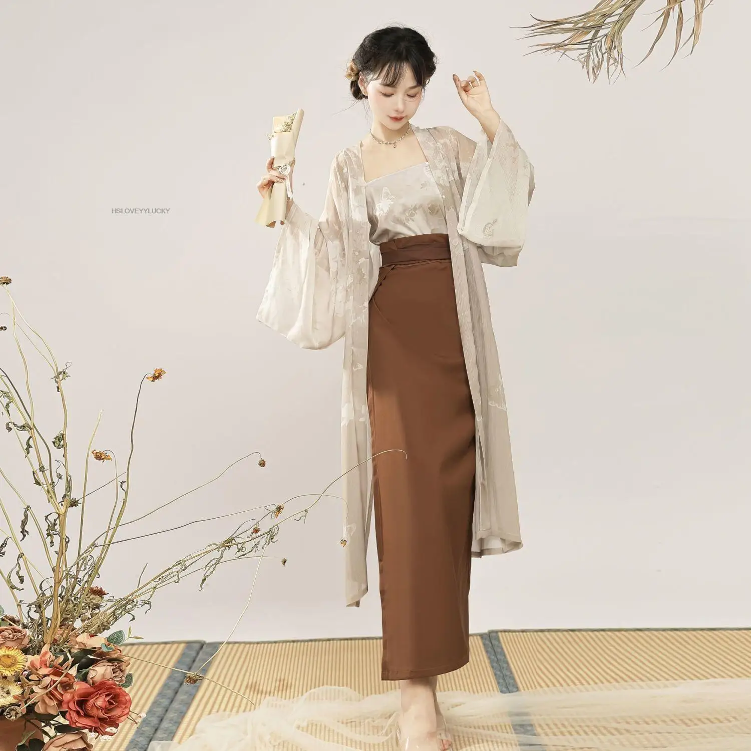 

Autumn New Chinese Style Ancient Song Dynasty Women Hanfu Female Improved Three Pieces Set Graceful Elegant Daily Retro Hanfu