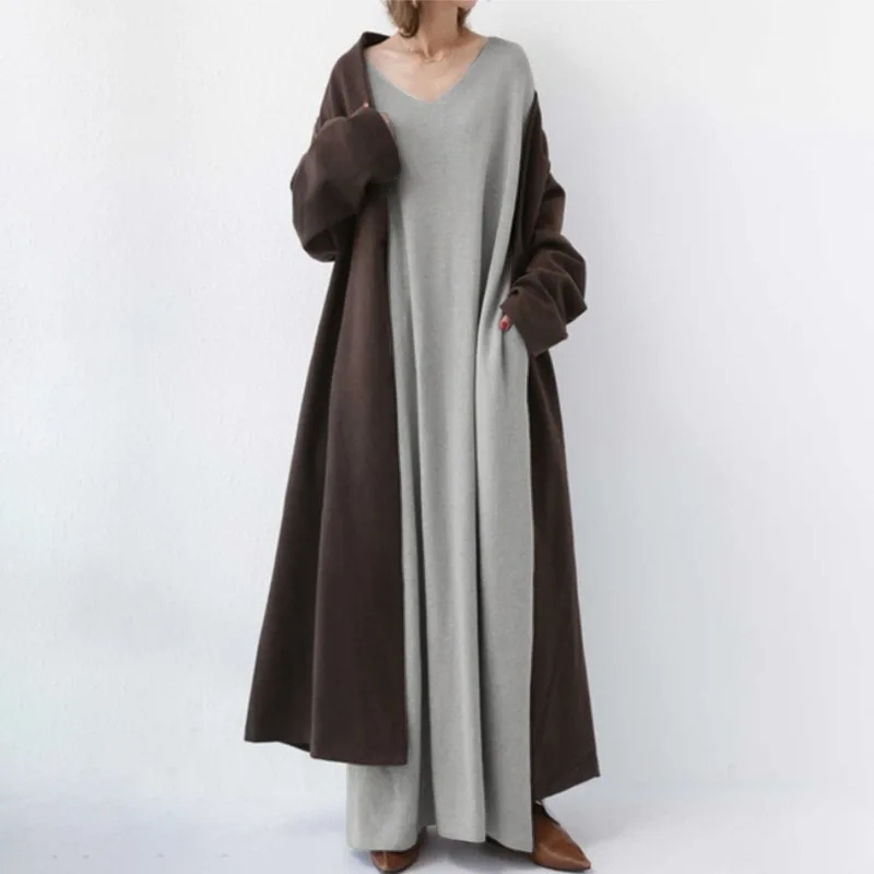 Spring 2022 Muslim Abayat Dress Simple Urban Casual Underwear Knitted Long-sleeved V-neck Large Swing Women's Dress