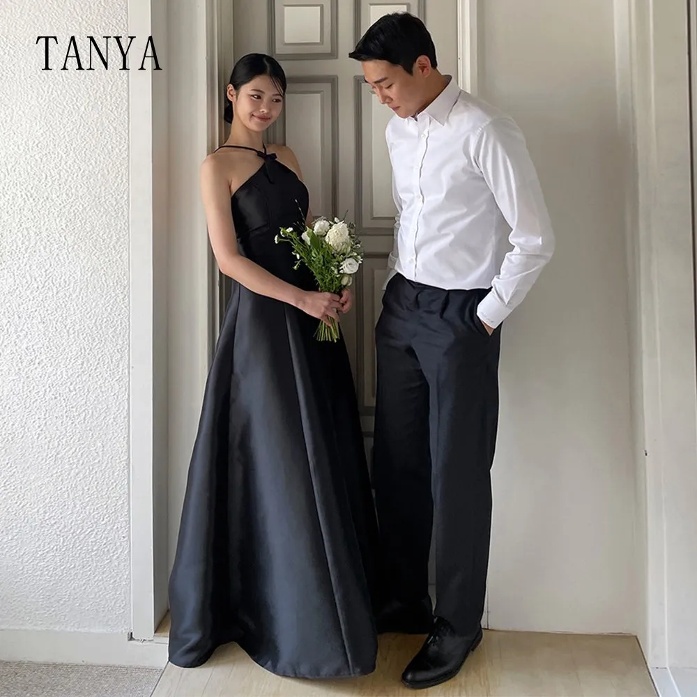 Elegant Satin Wedding Dress For Women Halter Neck Sleeveless A Line Floor Length Korea Wedding Photoshoot Simple Bridal Gown