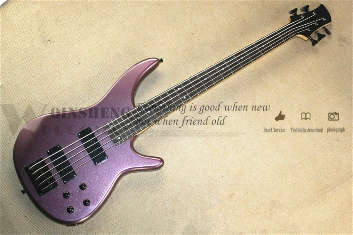 

5-string electric bass guitar, metallic light purple bass, 5-string bass, maple wood, chrome bridge