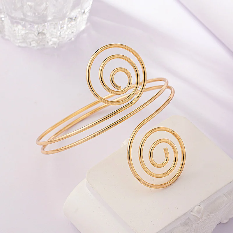 Multi-Layer Spiral Arm Ring Bracelet Exaggerated European and American Simple Vintage Open Cuff Bangles for Women Jewelry Gifts