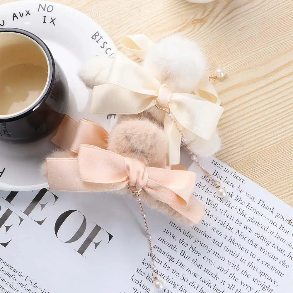 

All-match Bow Girls Autumn Winter Headwear Pearl Grasp Clip Female Hair Accessories Korean Style Hair Clip Plush Hair Claw