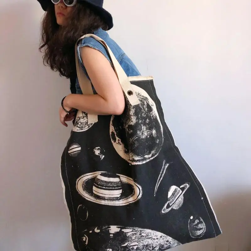 Original Cartoon Printed Canvas Bag, Oversized, Fashionable, Original Style, Eco-friendly Bag, Casual And Versatile Women's Bag