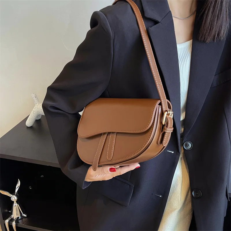 Fashion Saddle Bag New Small Shoulder Bags Women 2023 High Quality Solid PU Leather Crossbody Female Luxury Messenger Bag BM107