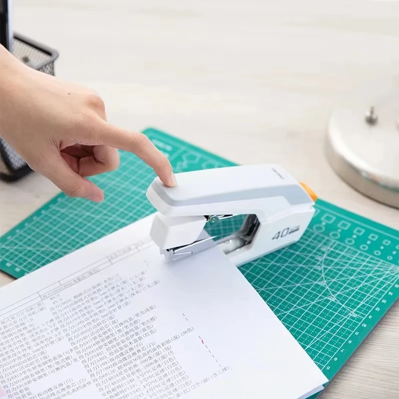 Deli 40 Sheets Heavy Duty Stapler Effortless Paper Binder School Supplies Stationery Sta