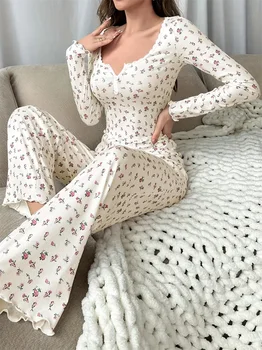 طقم بيجاما نسائي مشجّر ناعم بأكمام طويلة — صورة 6