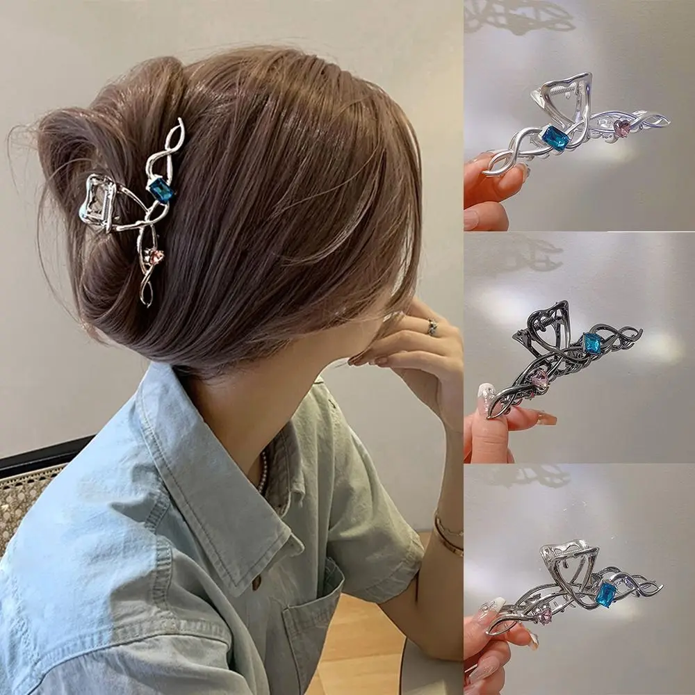 

Women Large Metal Hair Claw Rhinestone Personality Geometric Design Liquid Shape Hair Clip Back Head Grab Hair Accessories