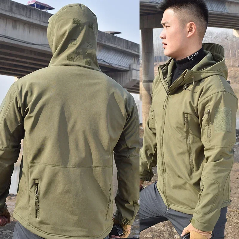 Outdoor Jackets Men Clothing Warm Soft Shell Tactical Jacket Windbreaker Combat Jacket Mens Hooded Bomber Coats Hiking Clothes 4