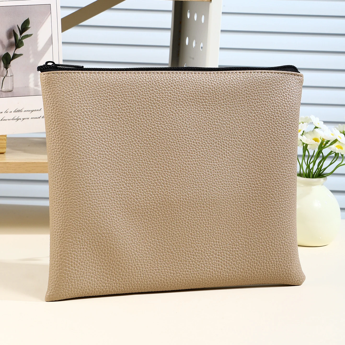 תיק קובץ PU עמיד לשבירה לא-מגדרי עם כיס יחיד ומרווח גדול, עמיד בשריטות, עם רוכסן למסמכים A5