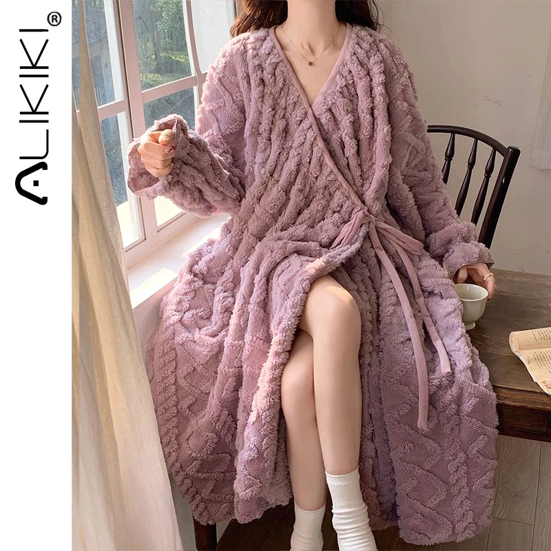 

Women's Fleece Flannel Robe Long Bathrobe With Pockets Plush Warm Winter Sleepwear Housecoat Fluffy Soft Pajamas Cozy Nightgowns