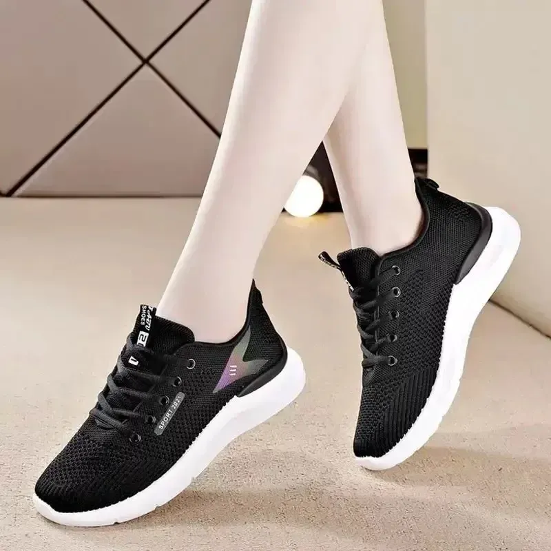 Women's Casual Running Shoes 2025 Hot Spring Summer Sneakers Lightweight Soft Sole Fashion Sneakers for Women