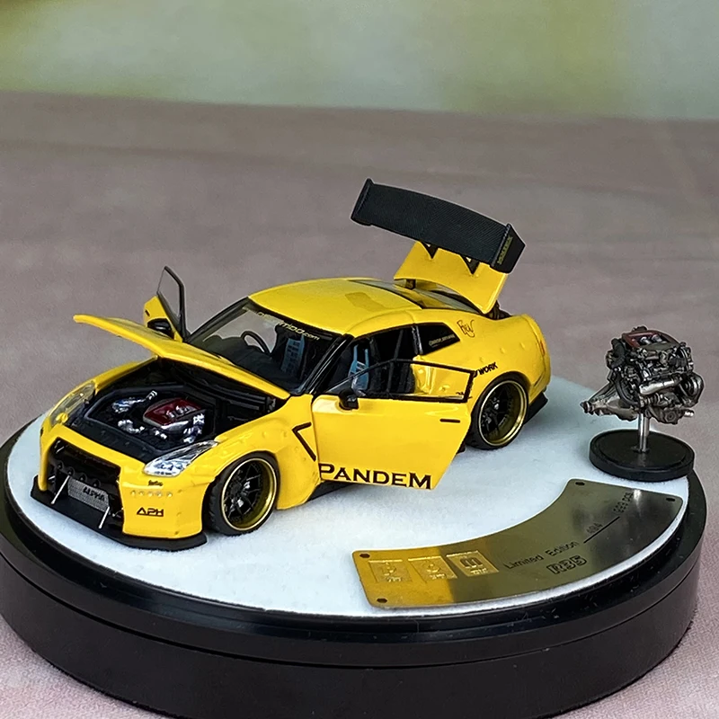 

PGM 1:64 Nissan GTR R35 Pandem Yellow Diecast Model Car