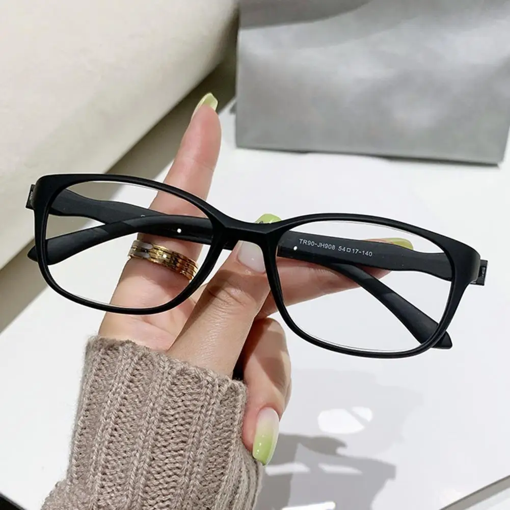 

Blue Light Blocking Glasses Retro Small Frame Clear View Eye Protection Spectacles Clear Bluelight Glasses Office Use Eyewear