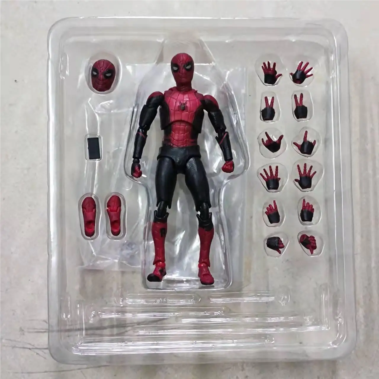 SpiderMan Figure Mafex No.113 Spider-Man Far From Home Toys Set Boxed GIFT  new 