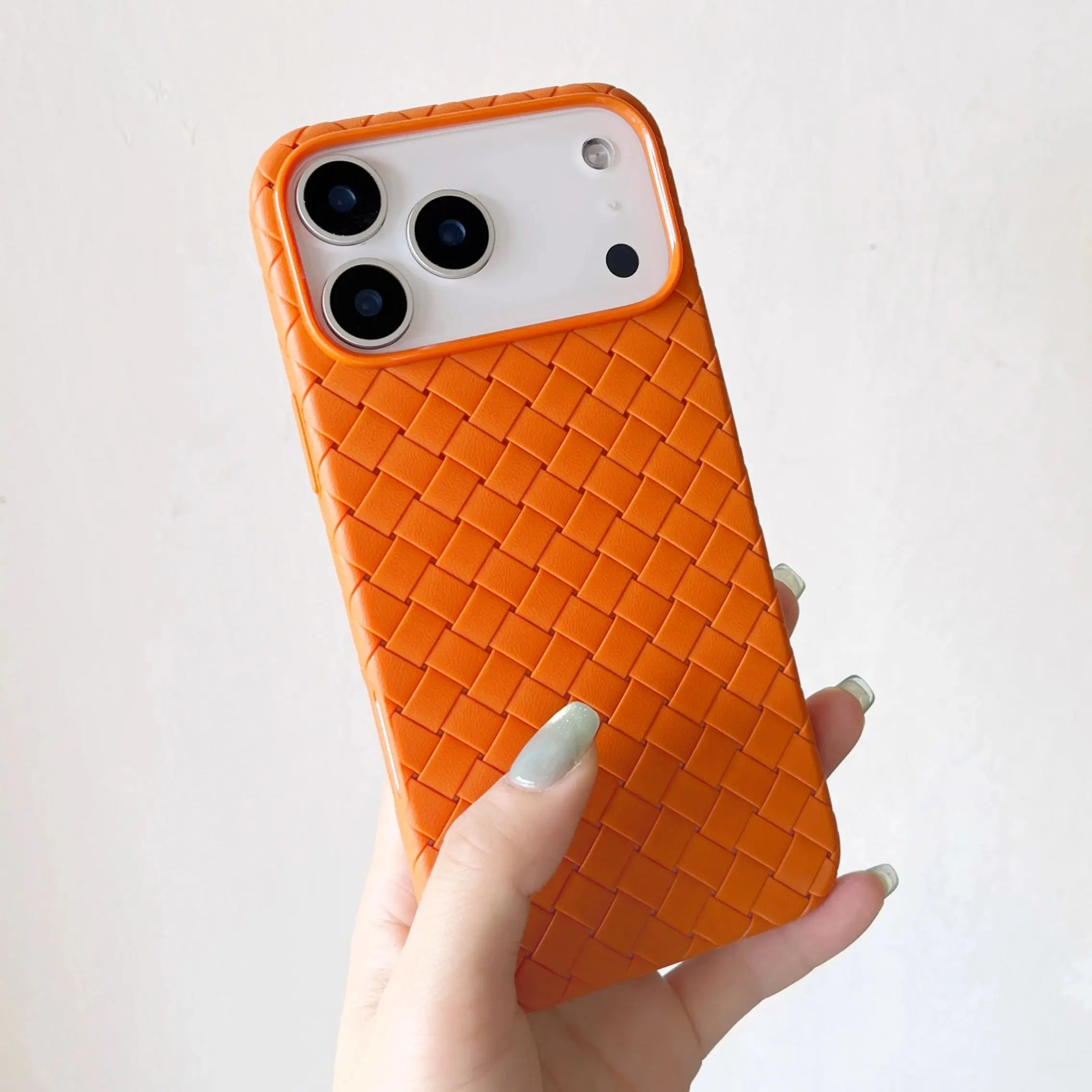 Breathable Shockproof Soft Silicone Mesh Phone Case with Woven Pattern