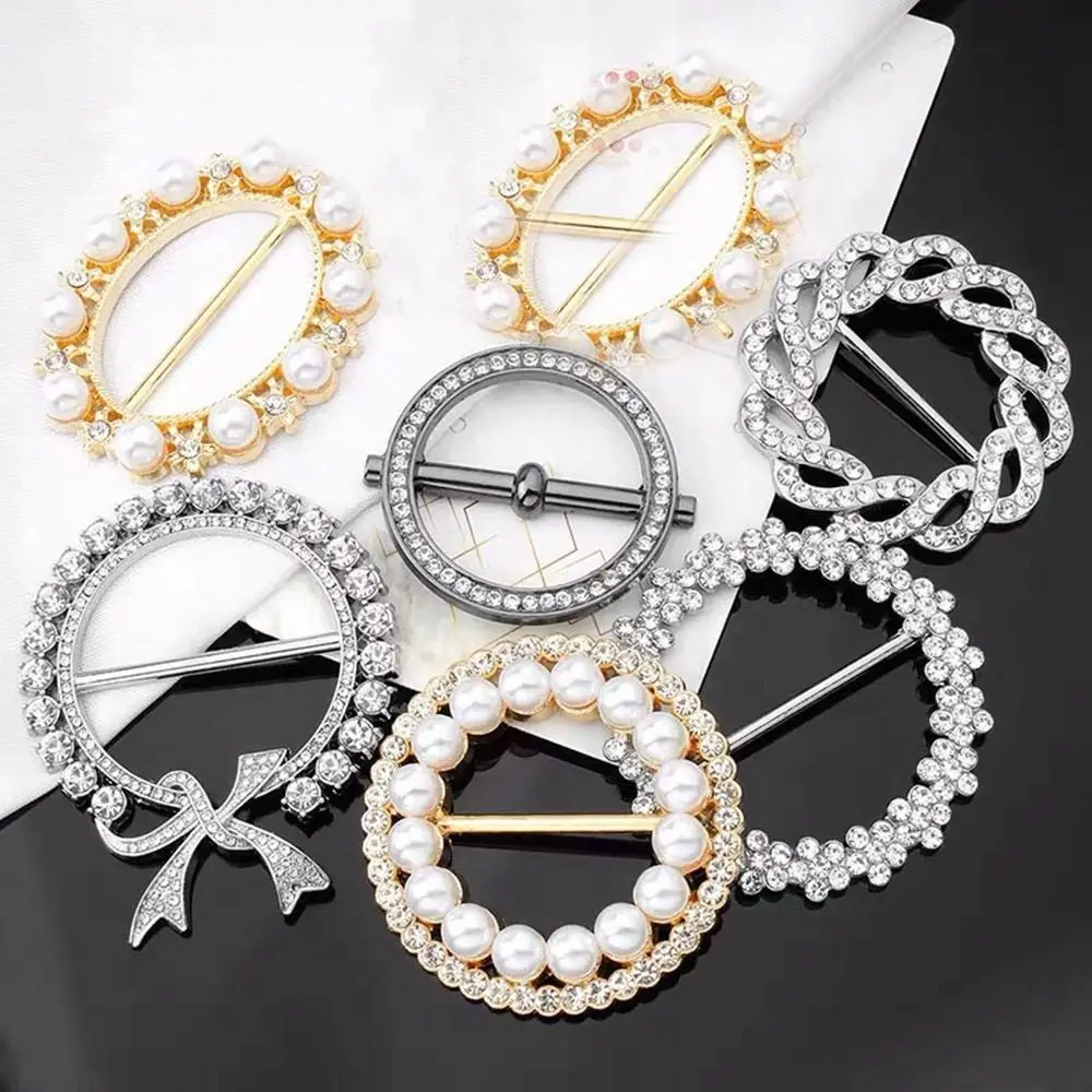 New Fashion Corner Hem Waist Knotted Brooches Crystal Pearl Metal Hijab Scarf Ring Button Shirt T-shirt Fixed Buckle Accessories hijab scarf accessories