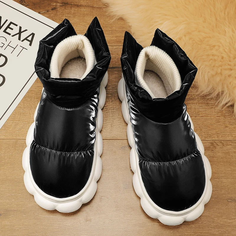 Men's Heel-Covered Fleece-Lined Slippers - Minimalist, Water-Resistant, Insulated for Indoor Home Use & Outdoor Short Trips