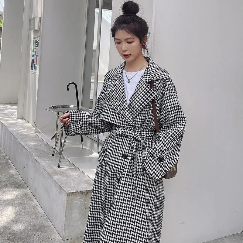 2023 Winter Women Fashion Temperament Plaid Thick Trench Coat with Belt Turn Down Collar Outwear Femme Casaco Abrigo Streetwear winter hooded parkas coat women s thick big faux fur collar middle long coat parka coats winter abrigo femme 2020 new