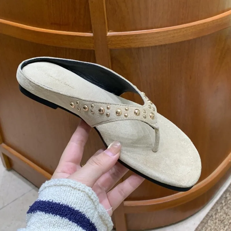 2026 New Vintage Rivet Women Clip Toe Flats Slippers Concise Slip on Non Slip Slides Outdoor Daily Walking Vacation Dress Shoes 1