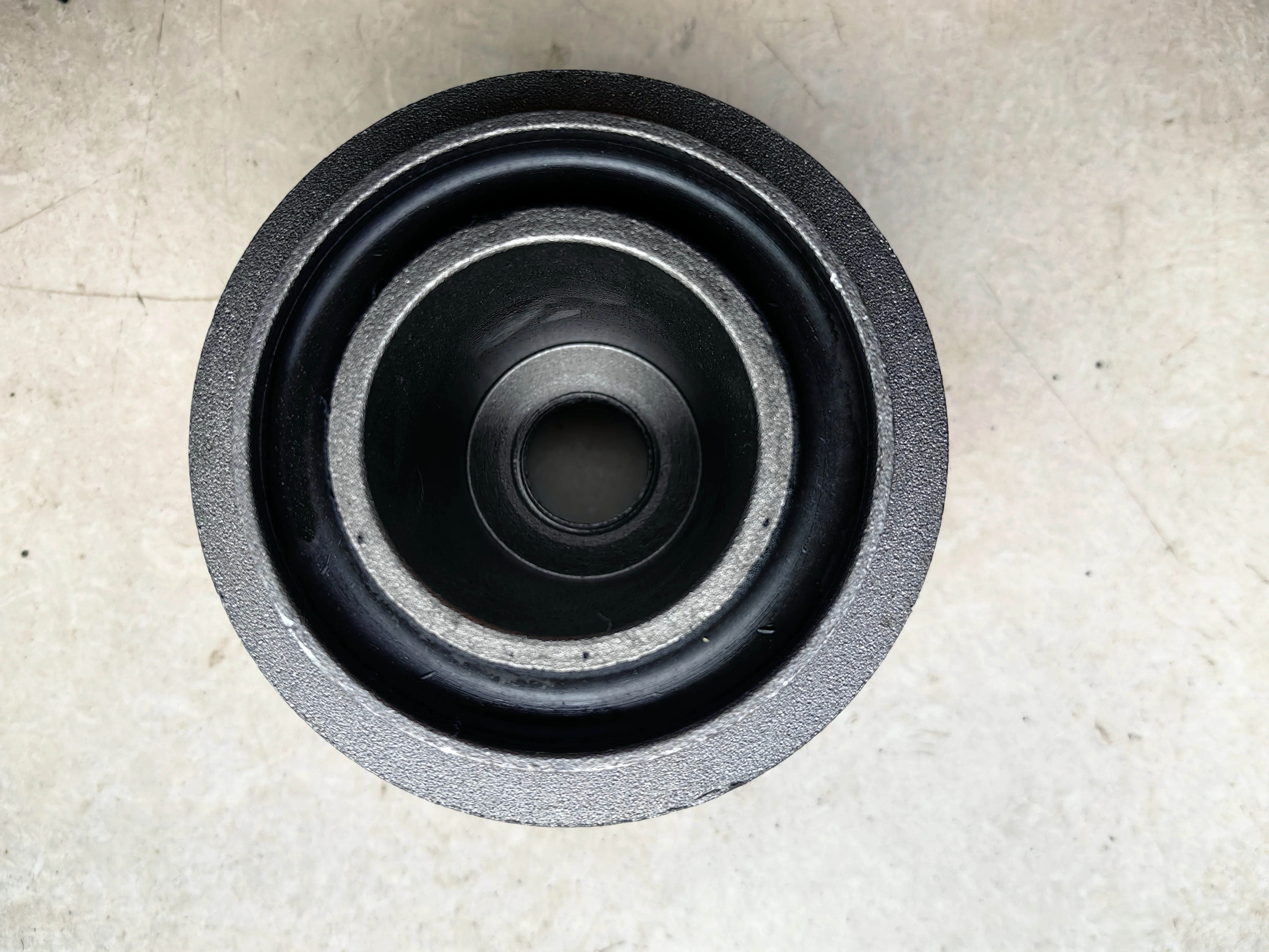 Hot Selling Rubber Bushing Model 7598 Technical Parameters (D=95, B=53.5, L=73)