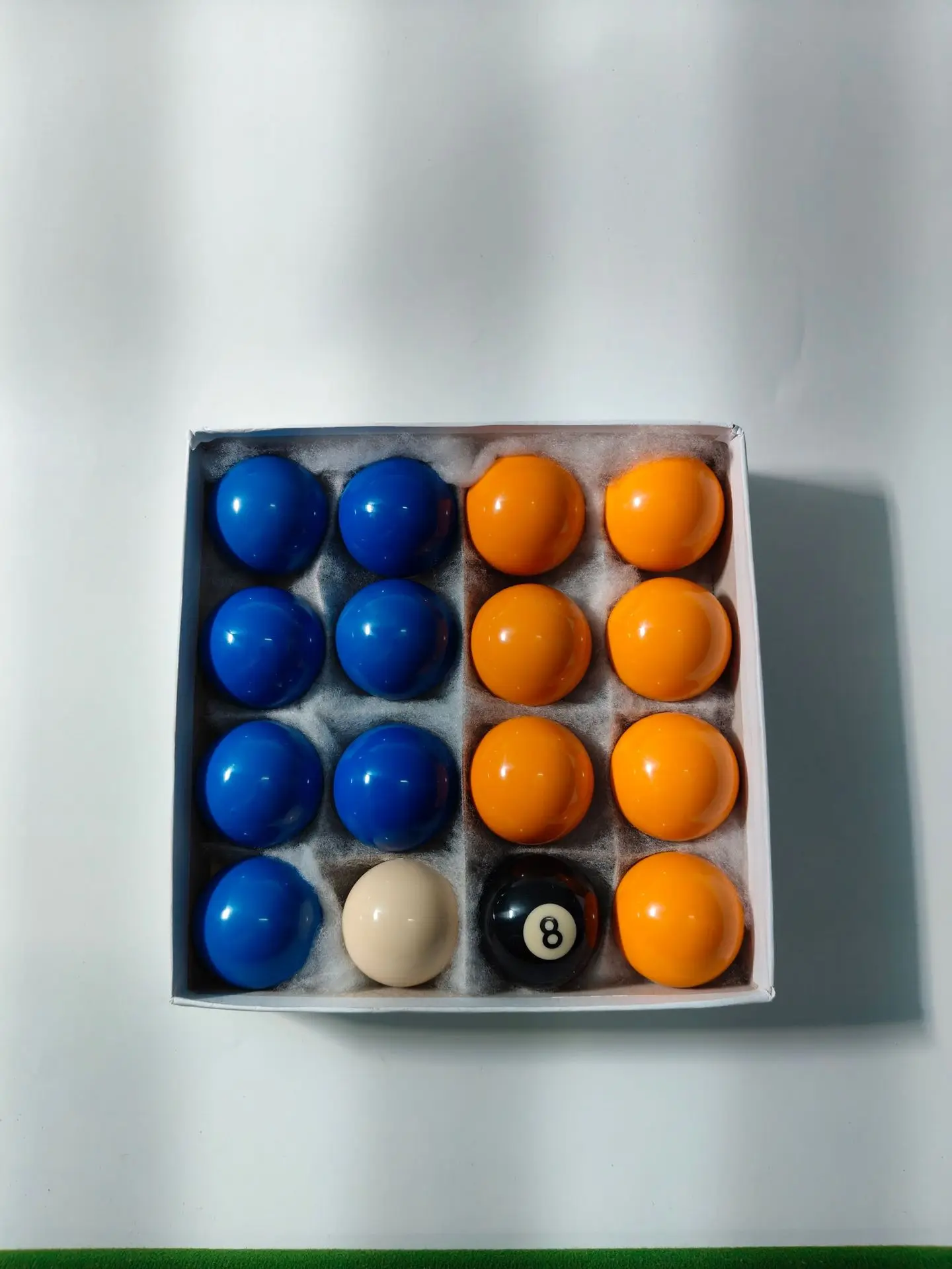 Black Box Packing Red Yellow 16 Pieces Billiard Pool Ball Set 2 Inch Pool Ball for Indoor Gym Games