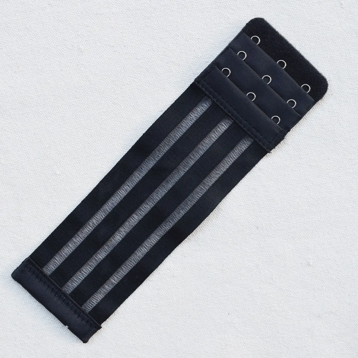 3 Rows black