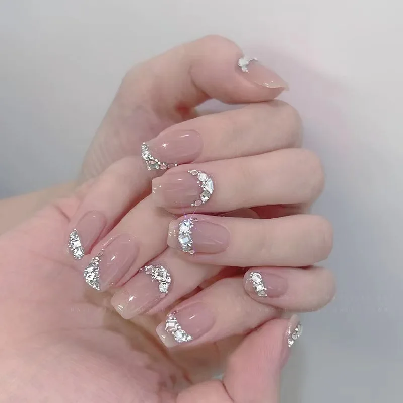 200pcs White Nail Art Rhinestone Set 2