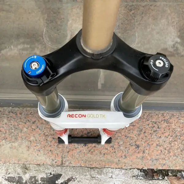 RockShox RECON GOLD Tk 26er 80mm Travel Mountain Bike Coil Fork