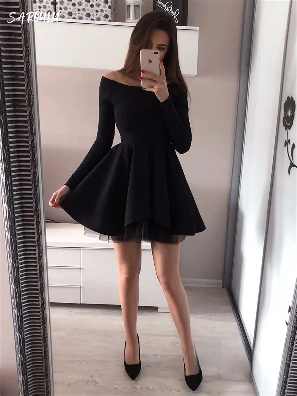 

Elegant Off The Shoulder A-line Homecoming Dress Romantic Above Knee Boat Neck Coctail Dress Beach Vestidos De Novia