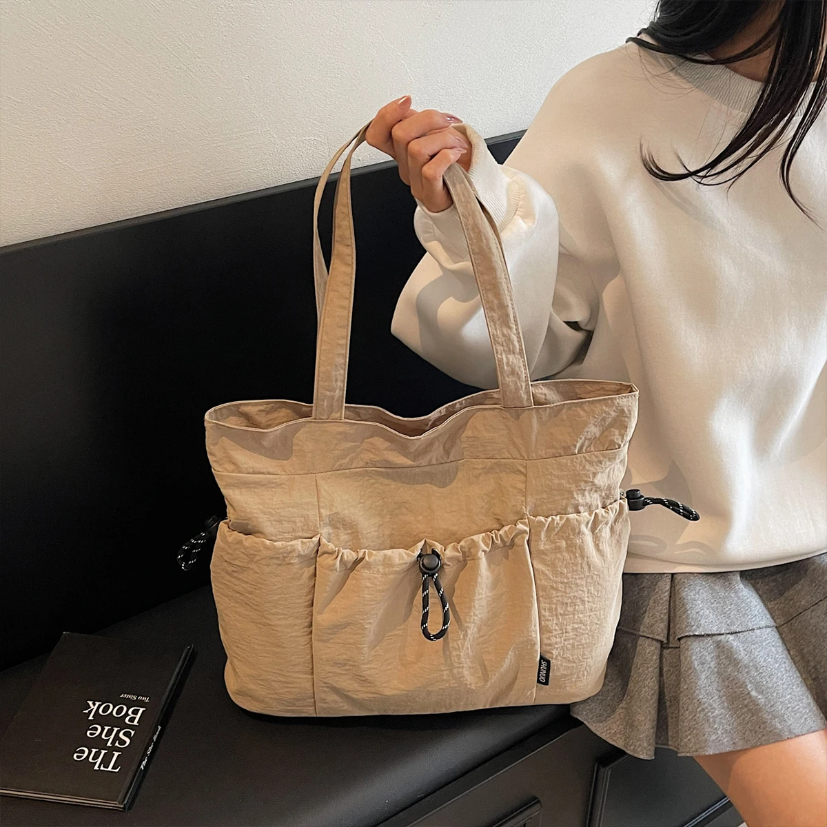 2025 New Style Work Commute Tote Bag Large Capacity Nylon Lightweight Crossbody Bag Casual Handbag Student Shoulder Bag for Shopping Hiking Sports