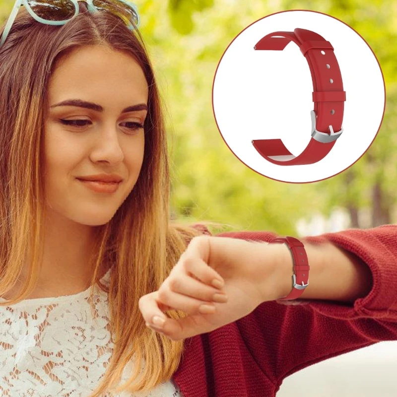 

Регулируемый кожаный ремешок для часов. Мягкий и долговечный браслет. Удобные в ношении легкие умные часы для девочек.