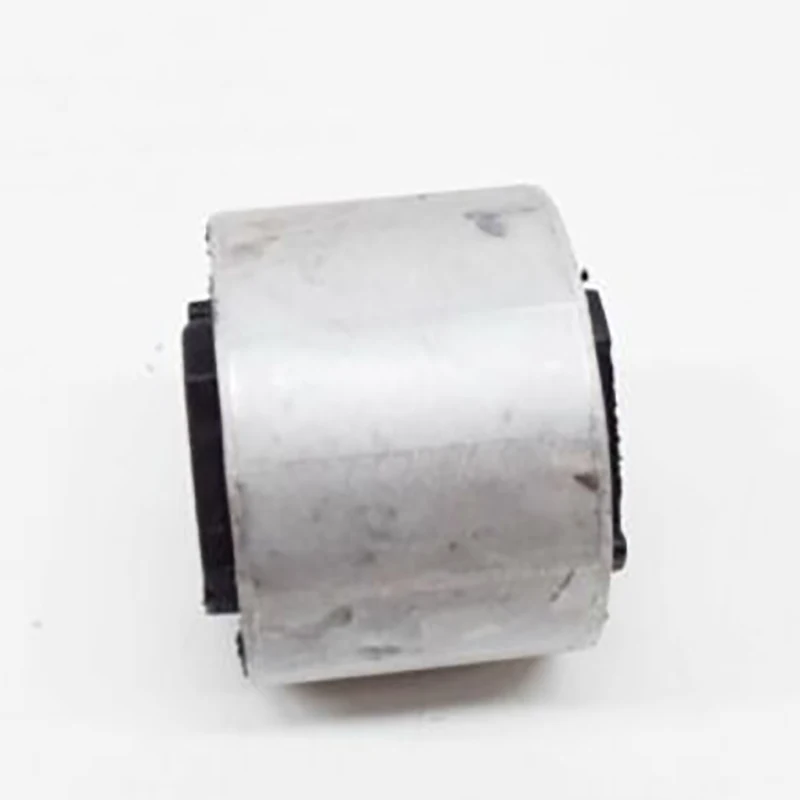 High Quality Rear Axle Differential Mount for PORSCHE PANAMERA 970 97037505901