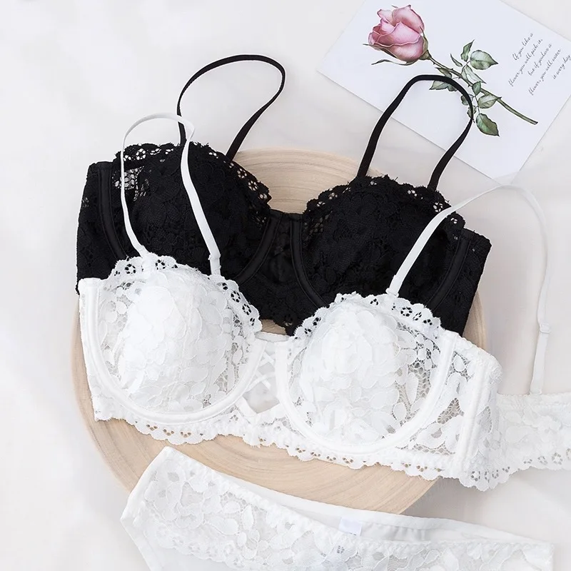 

Sexy Lace Gathered Bra Set Large Size Section Big Chest Seamless Anti-sagging Adjustable Deep V Ladies Lingerie Set Plus Size