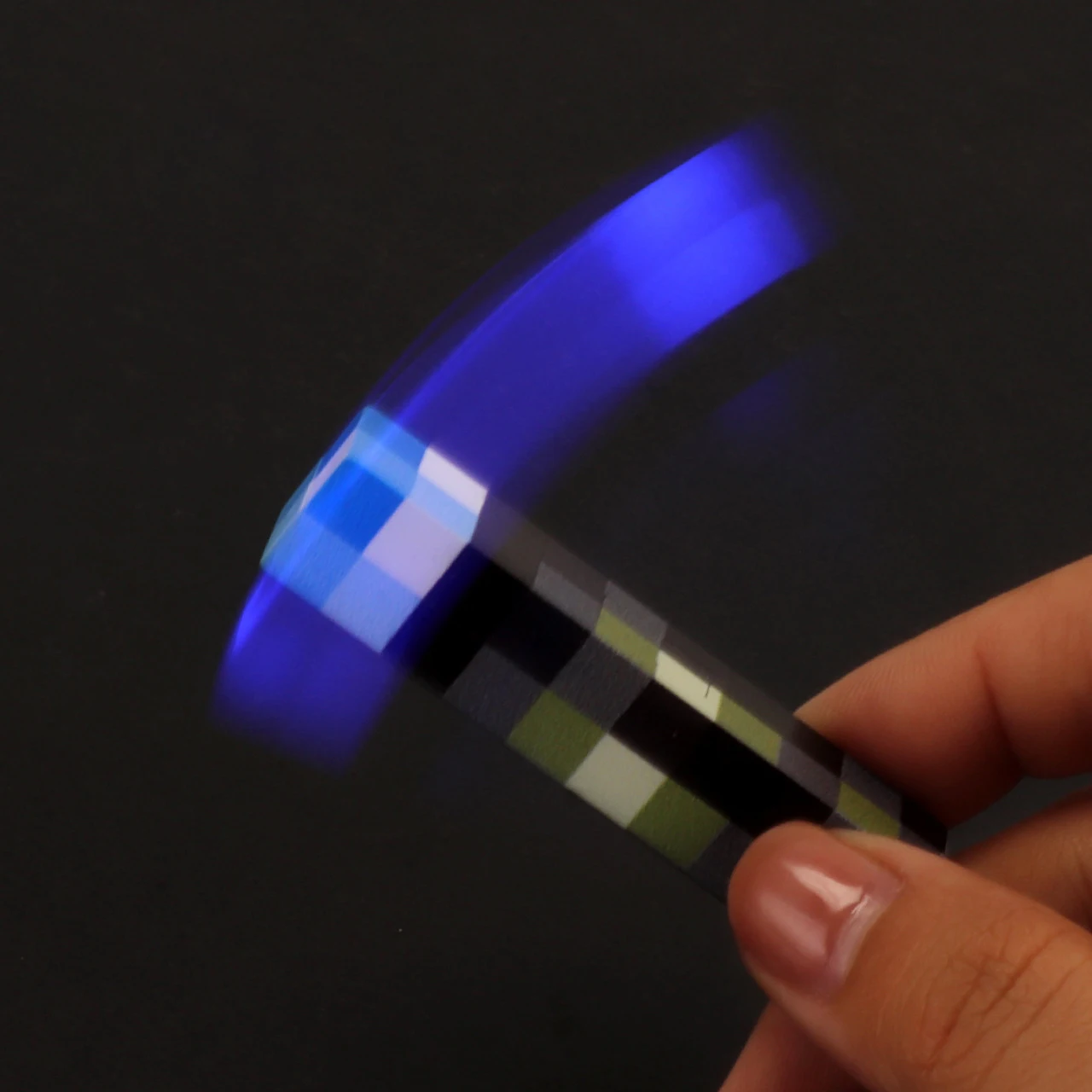 Fun Mini Torch Keychain Pixel Wind Design Game Model Toys LED Flashlight USB Rechargeable Night Light Backpack Pendant Fans Gift