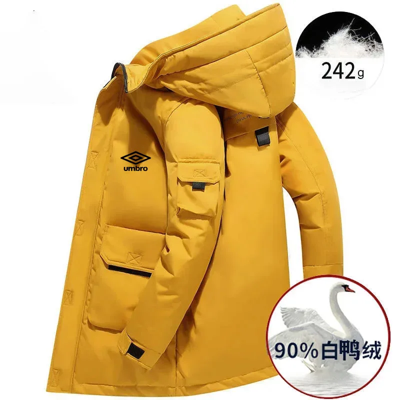 Рисунок 4 - Мужская куртка с капюшоном