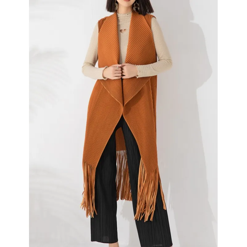 

2023 autumn and winter new temperament loose cardigan large lapel fringe pleated coat