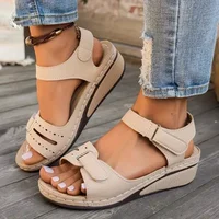 Femmes sandales été nouveau bout ouvert mode sandales 2025 nouveau doux Sexy boucle compensée chaussures orthopédiques femme Sandalias De Mujer 2