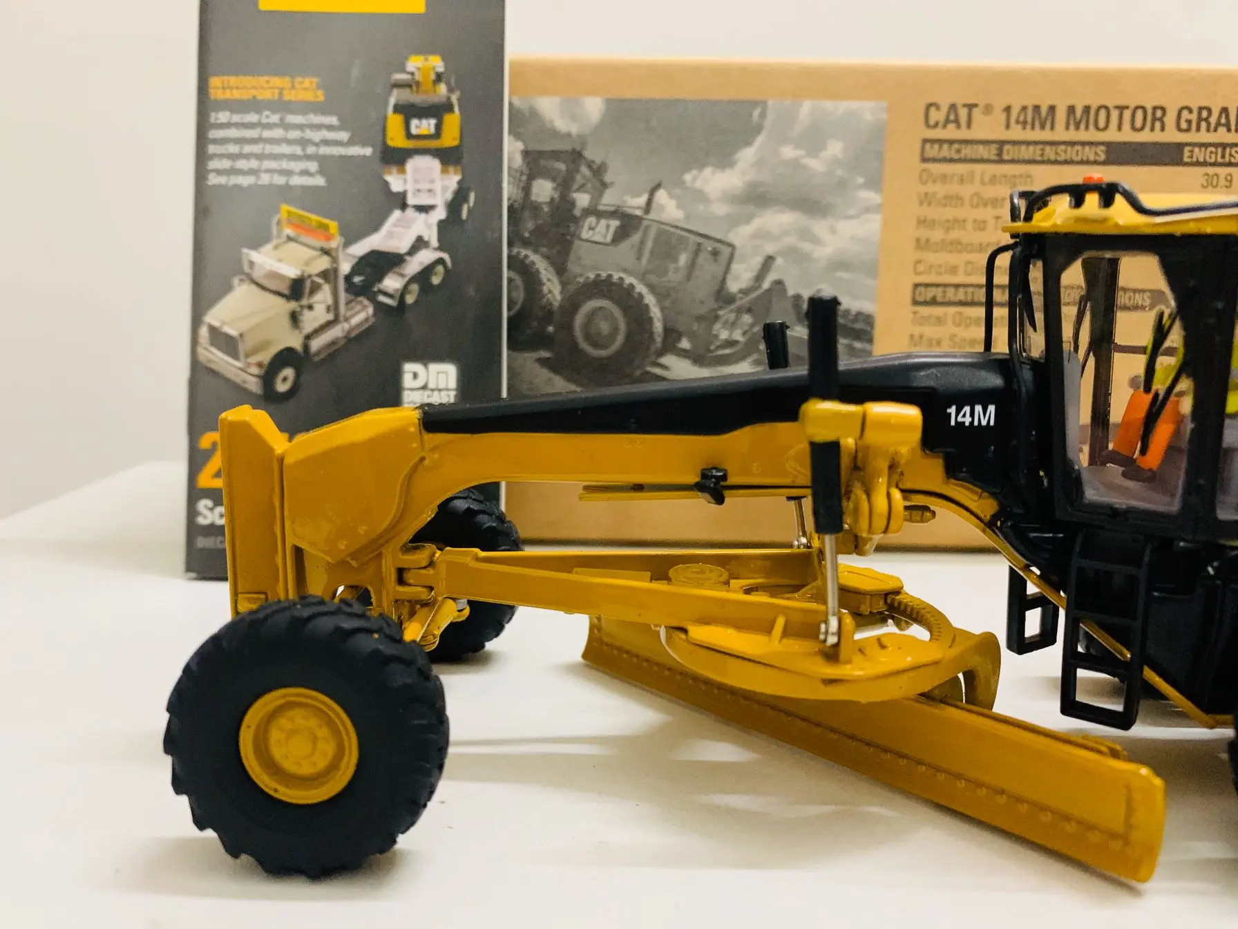 ミニカー 1/50 DM Cat 14M Motor Grader 85189