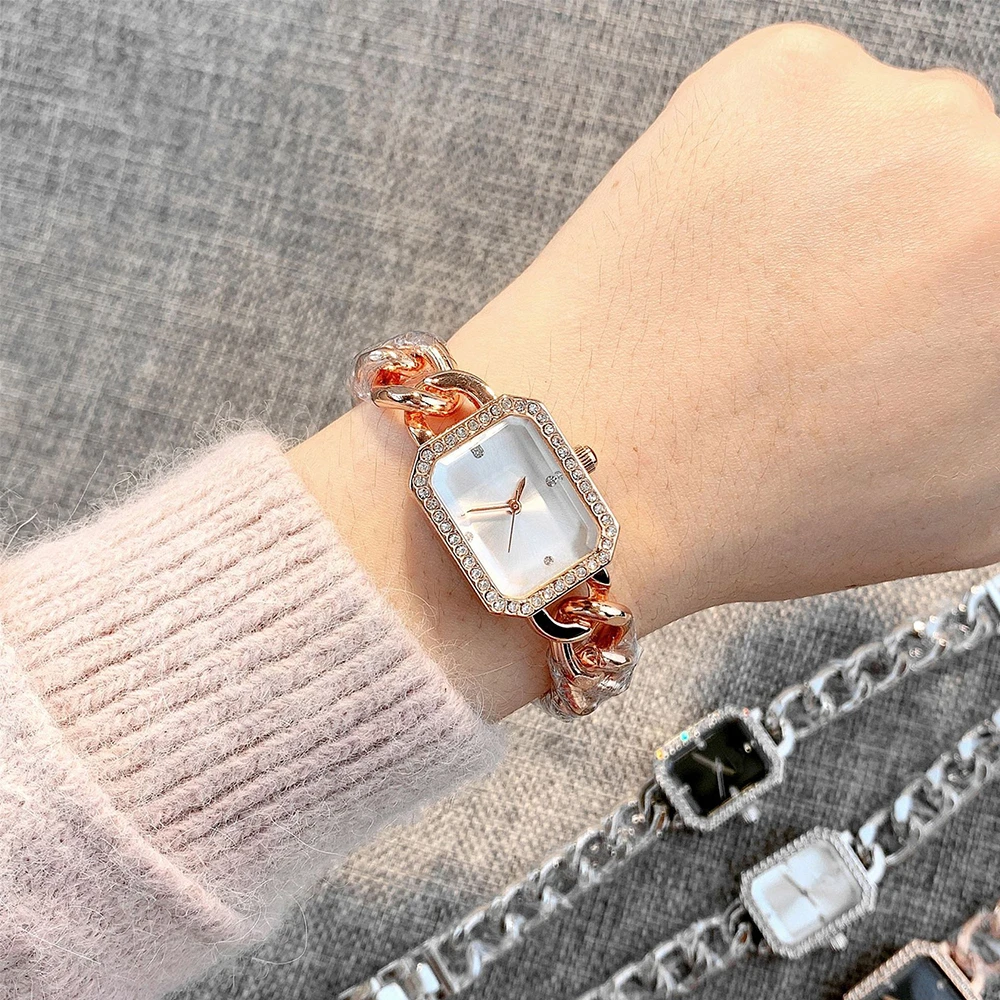 

Simple Ladies Luxury DQG Brand Watches Fashion Square With Diamonds Women Quartz Watch Stainless Steel Bracelet Dresses Clock