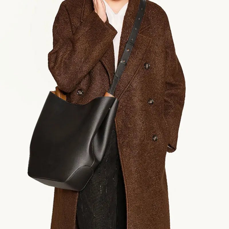 2025 High Quality Faux Suede Solid Hasp Shoulder Bags Large Capacity Simple Commute Classic Style Handbags for Women Casual Tote