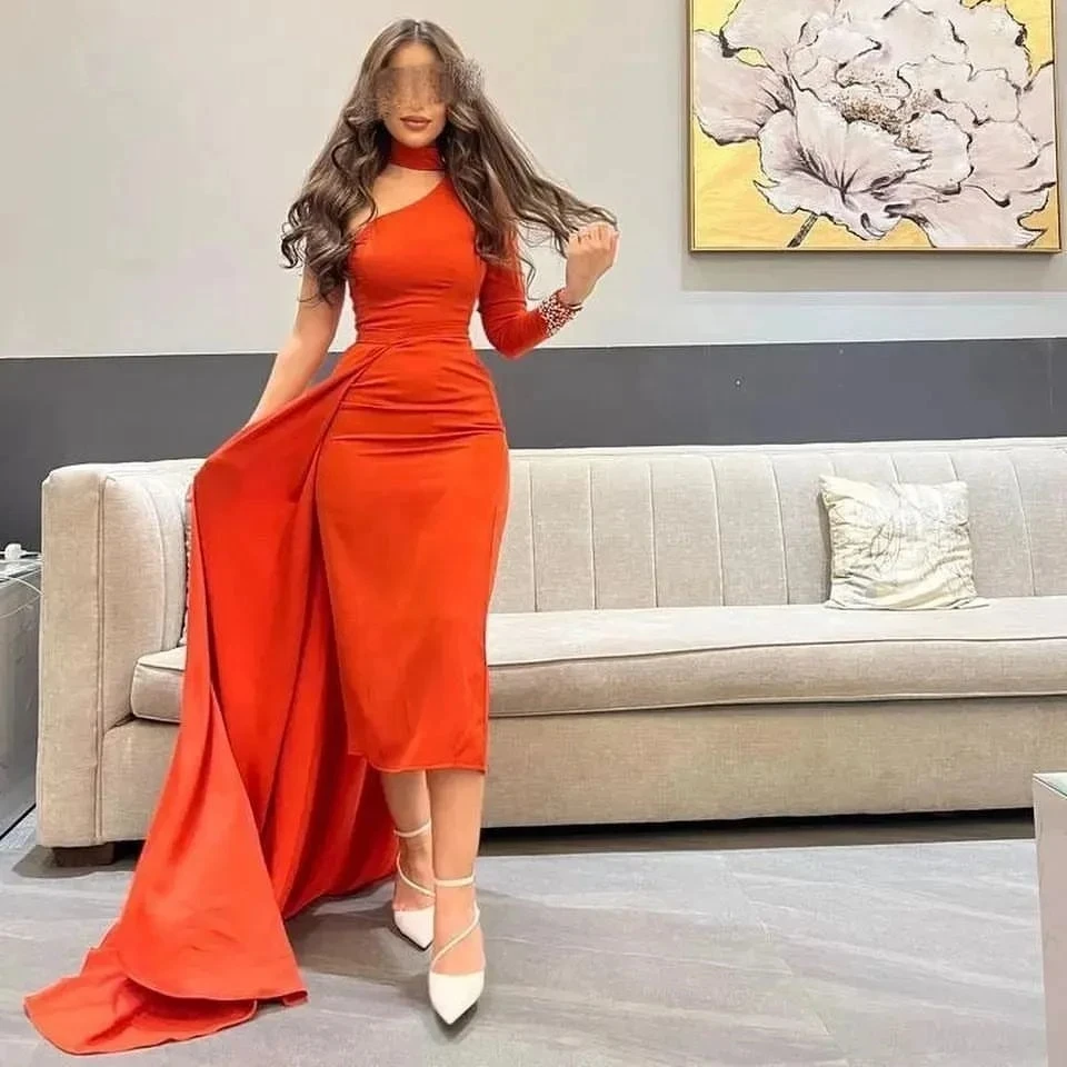 

Scoggins Daudi Saudi Prom Dresses Halter Neck Beaded Long Sleeve Robe Des Cocktail Party Evening Gown Long Overskirt Formal Dres