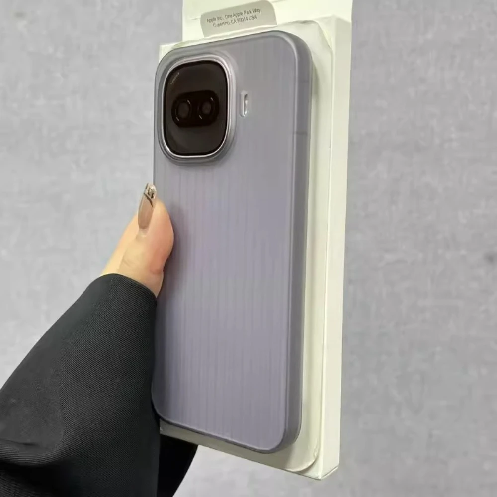 Clear Corrugated Pattern Magnetic Anti-Fall Protective Phone Case with Hard Shell Bumper