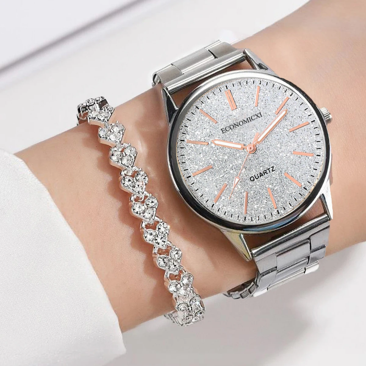 Simple Fashion Watch With Net