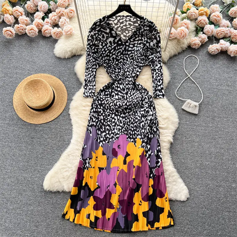

2023 Spring/Summer Fashion Style V-Neck Long Sleeve Leopard Printed Pleated Slim Fit Elegant Dress For Women Maxi Vestidos z1408