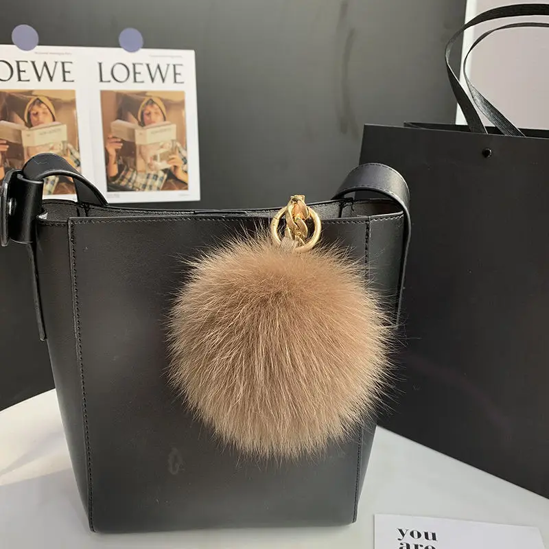 2025 푹신한 리얼 폭스 모피 볼 Poms 여성을위한 키 체인 럭셔리 Pompom 열쇠 고리 액세서리 가방 장식 Emo 악세사리 쥬얼리 선물