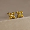 87266-c8bd4b.jpg Boucles d'oreilles carrées suspendues en acier inoxydable, 2 pièces, pierre d'anniversaire de décembre, chaîne en zircone cubique, fleur, bijoux de perçage