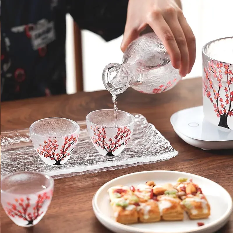 50ml Sakura Pattern Japanese Sake Sets Wine Bottle Cups Sets Japanese Bar Glass Drinkware Tea Set Cup Kungfu Tea Set Pot